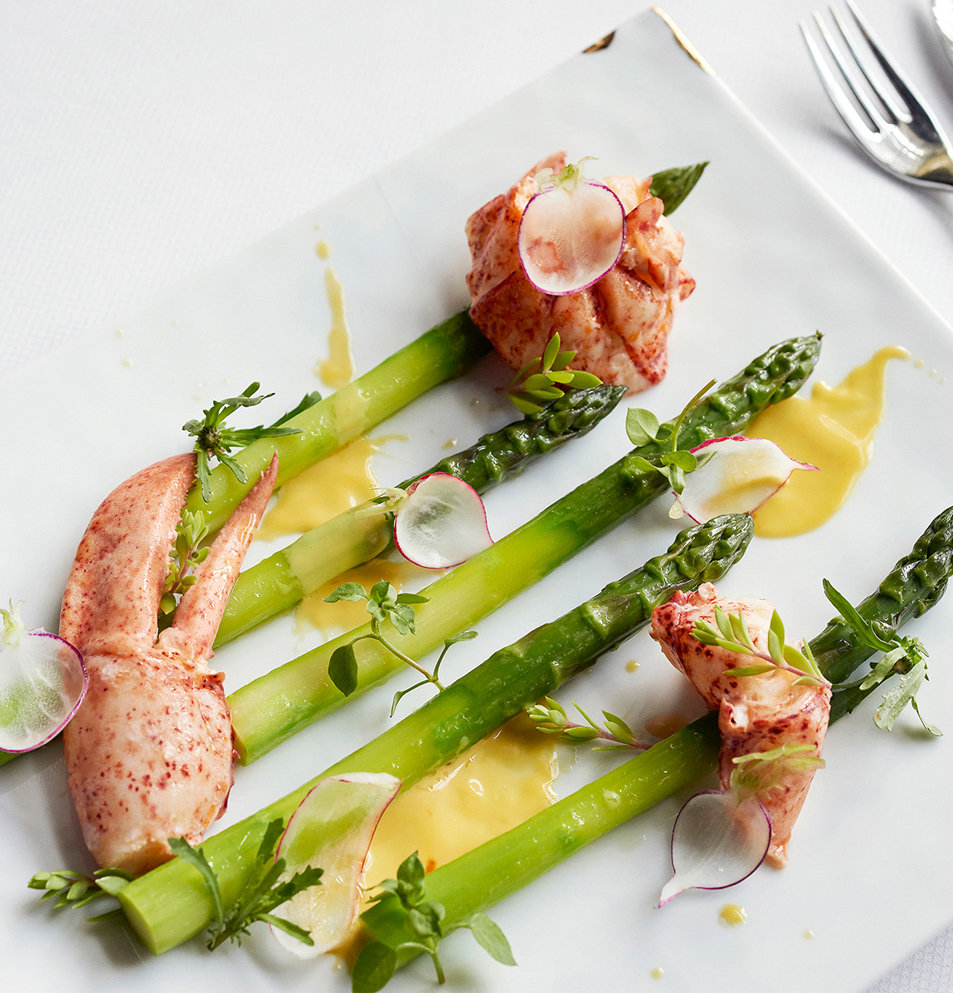 Asperges et homard du Toqué!